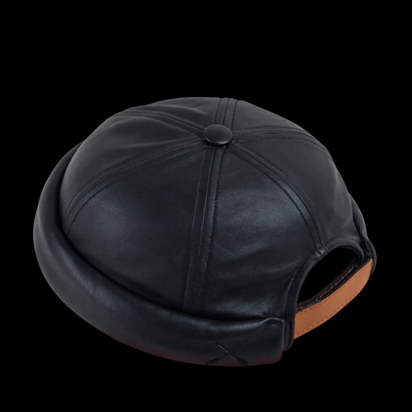 hollington Accessoires*bonnet docker miki de chez Béton Ciré en cuir noir