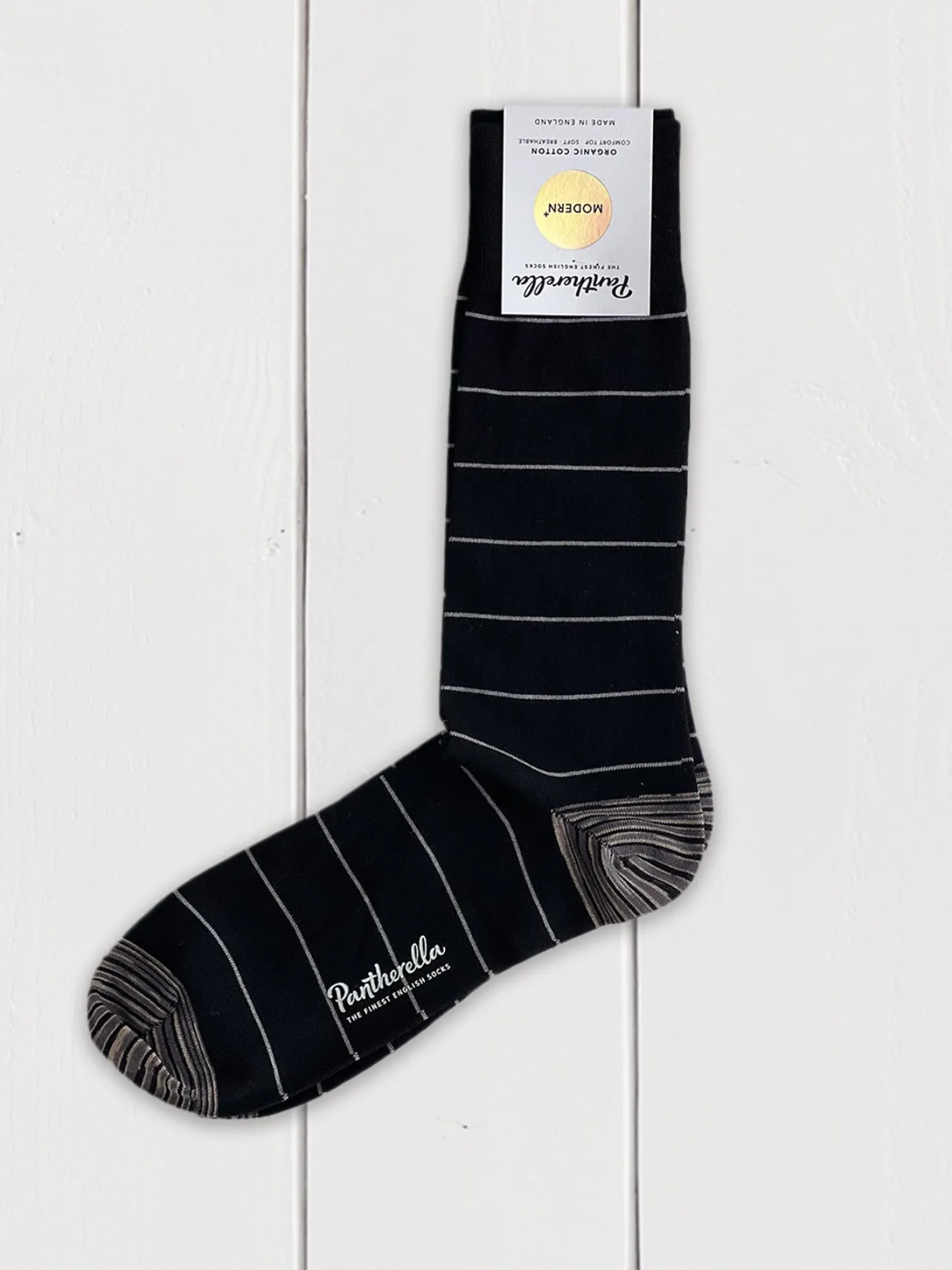 hollington Accessoires*chaussettes pantherella à fines rayures noires en coton biologique