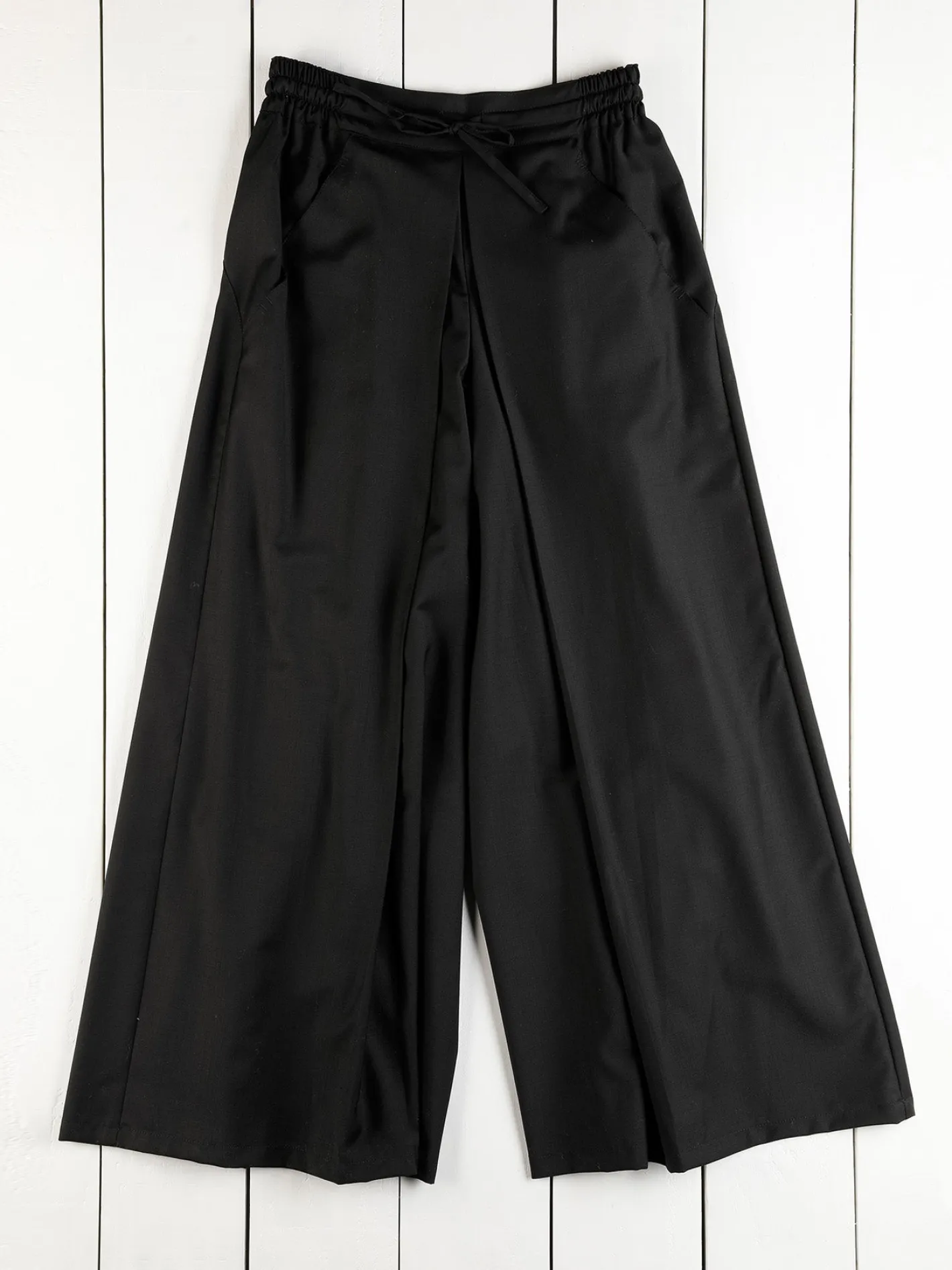 hollington Pantalons*pantalon hakama en toile de laine noire