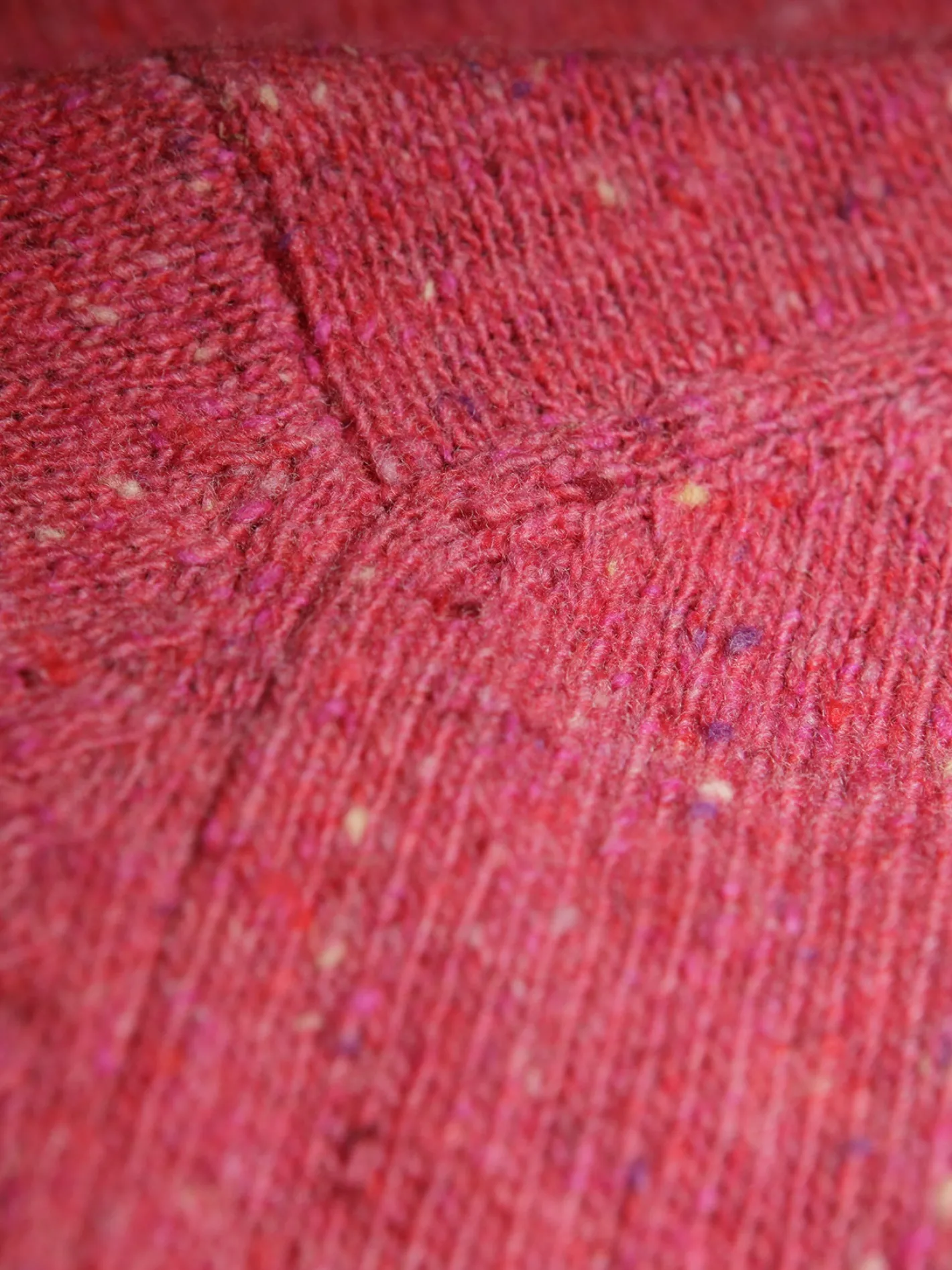 pullover__col_rond_en_donegal_de_laine_soie_et_cachemire_pink_3.webp hollington Maille*pull-over à col rond en donegal de laine soie et cachemire pink